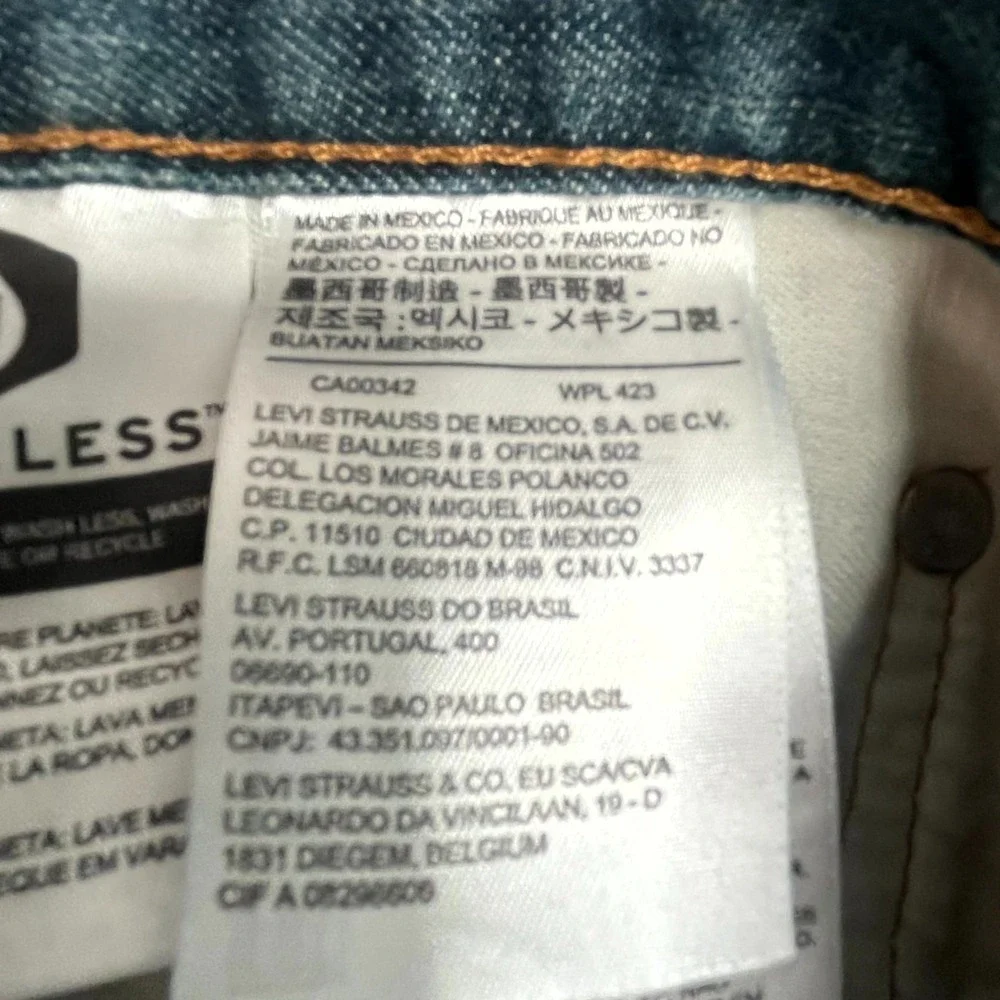 Vintage Levi's Jeans Mens 50x30 Blue Denim Cotton High Rise Straight Leg Outdoor